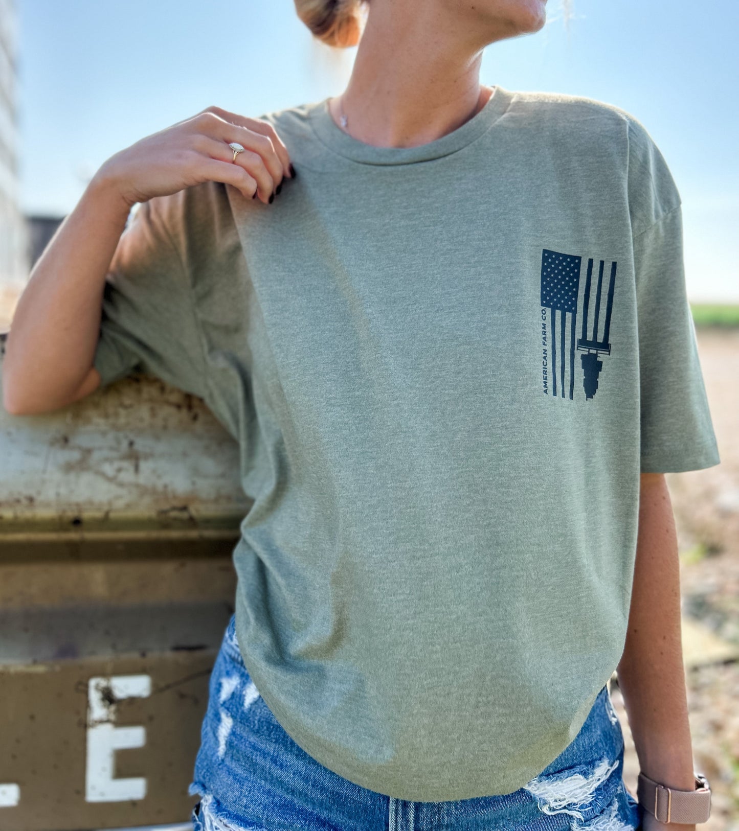 'Harvest Flag' Essentials Tee - Green