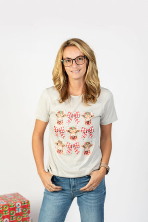 Christmas Highland Cow & Bows Tan Graphic Tee