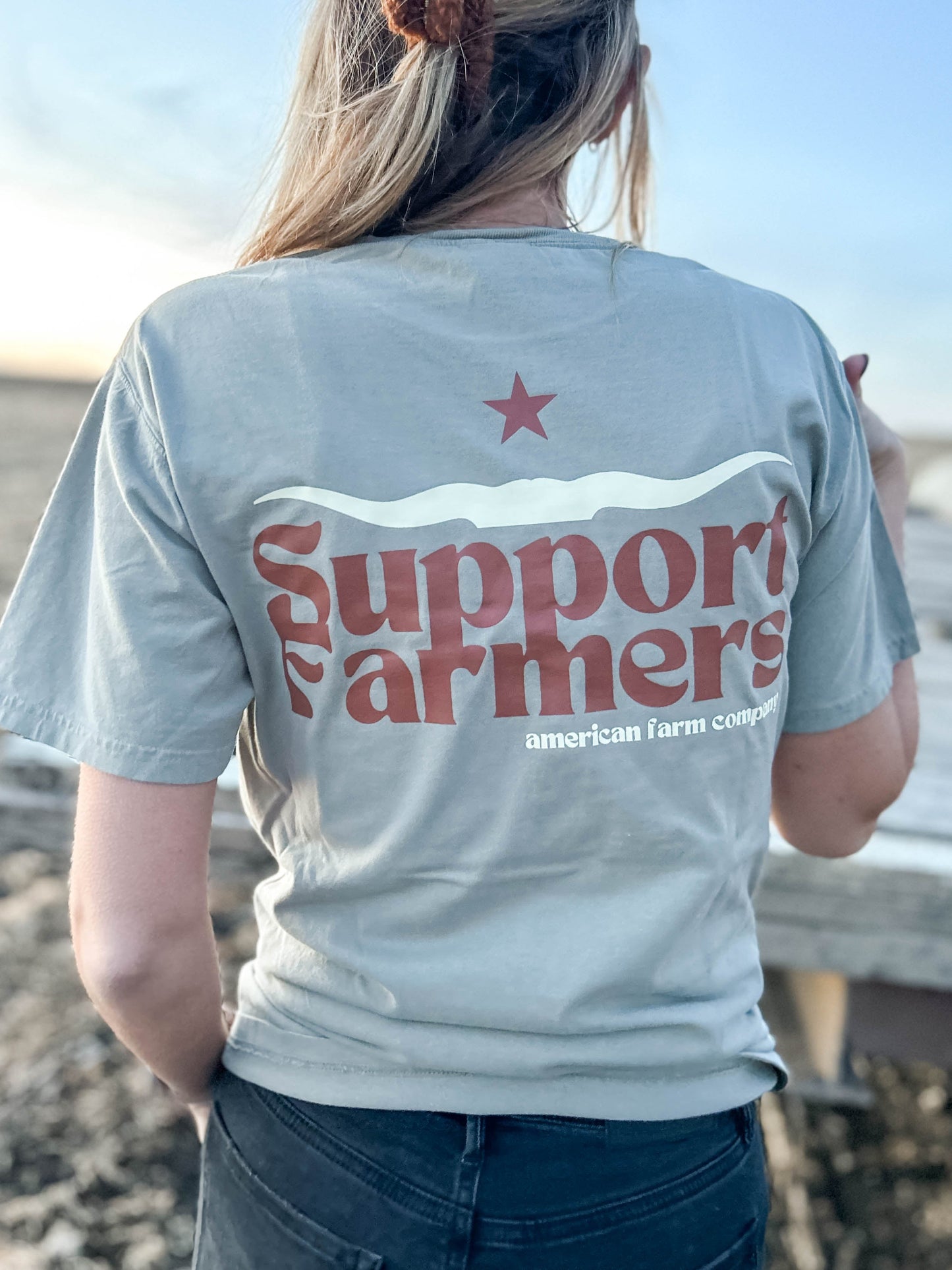 Western Skull 'Support Farmers' Tee